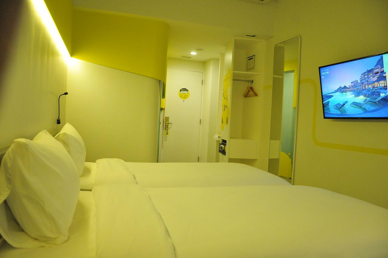 Yello Paskal 3* Bandung